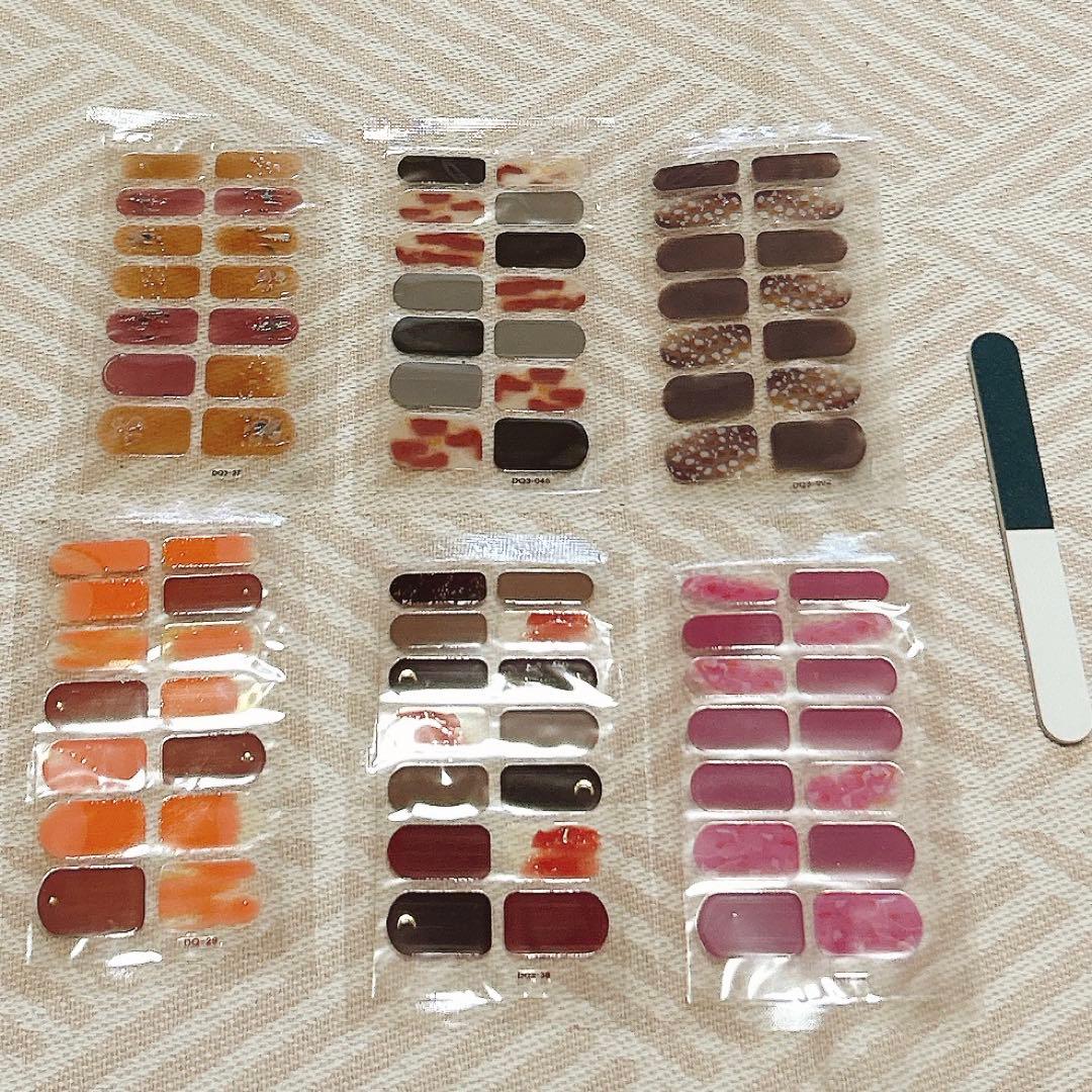 ネイルシール 84枚入り 付け爪 韓国 3D ネイルアート 簡単 初心者 F