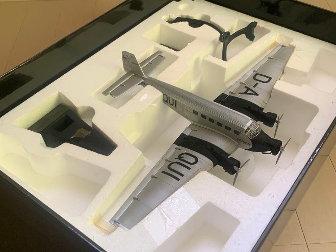 Corgi Junkers Ju-52/3m D-AQUI 1/72 - メルカリ