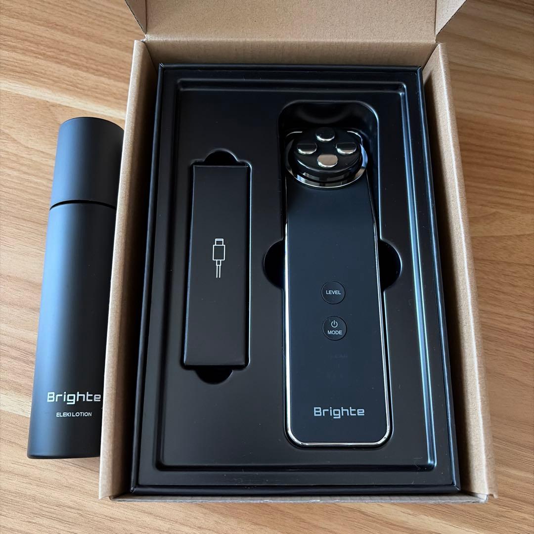Brighte ELEKI LIFT美顔器 エレキローション(化粧水)付き
