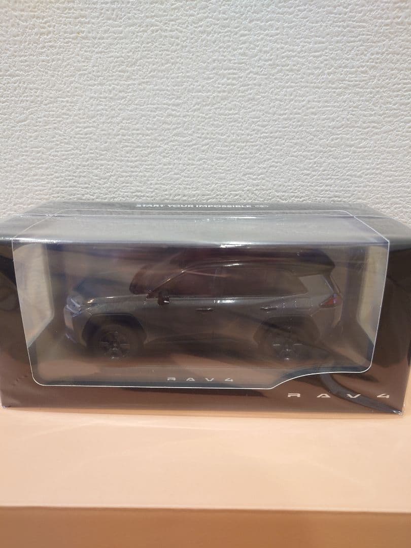 新型RAV4 カラーサンプル　Adventure 　ブラック×アーバンロック 1/30 トヨタ 新型 RAV4 カラーサンプルミニカー アドベンチャー