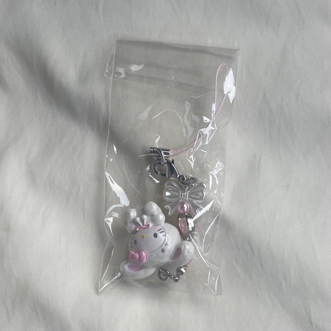 ハローキティ シークレットストラップ サンリオ 天使と小悪魔