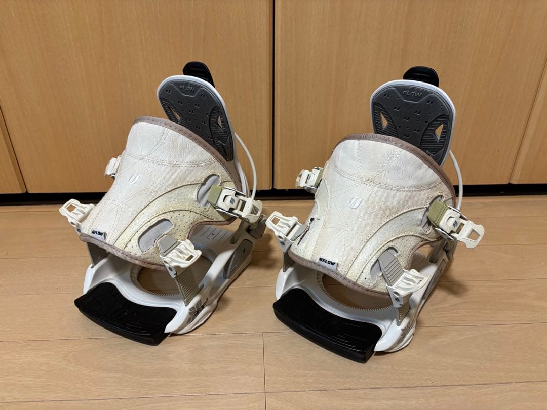 flow amp スノーボード ビンディング