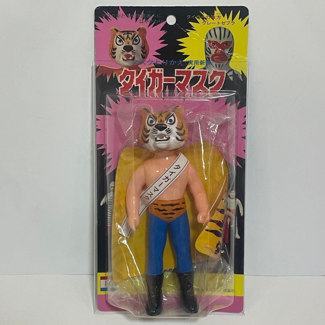 メディコムトイ タイガーマスク ミドルサイズ ソフビ