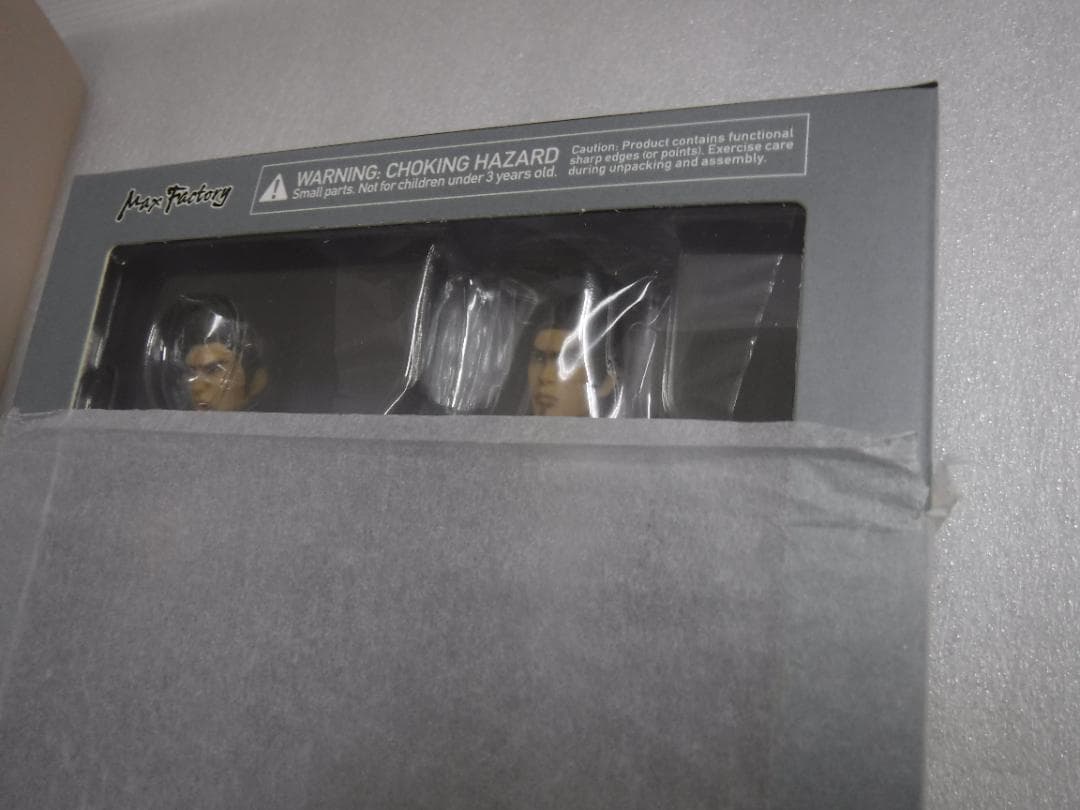 《未開封》figma 283　龍が如く　桐生一馬　フィギュア　ⓝ