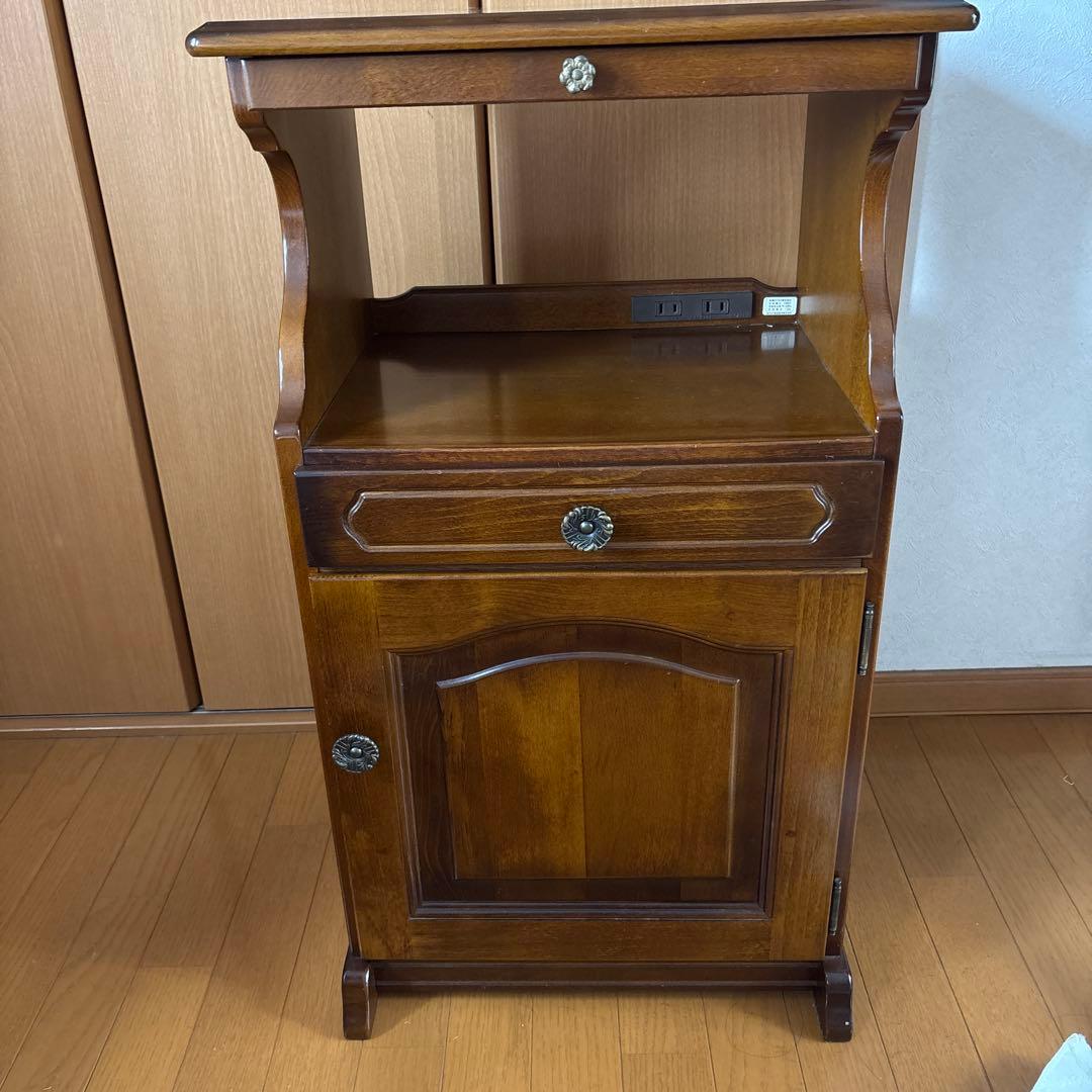 オールドカリモクコロニアル電話台 karimoku (カリモク) 電話台 ブラウン コロニアル｜トレファクONLINE