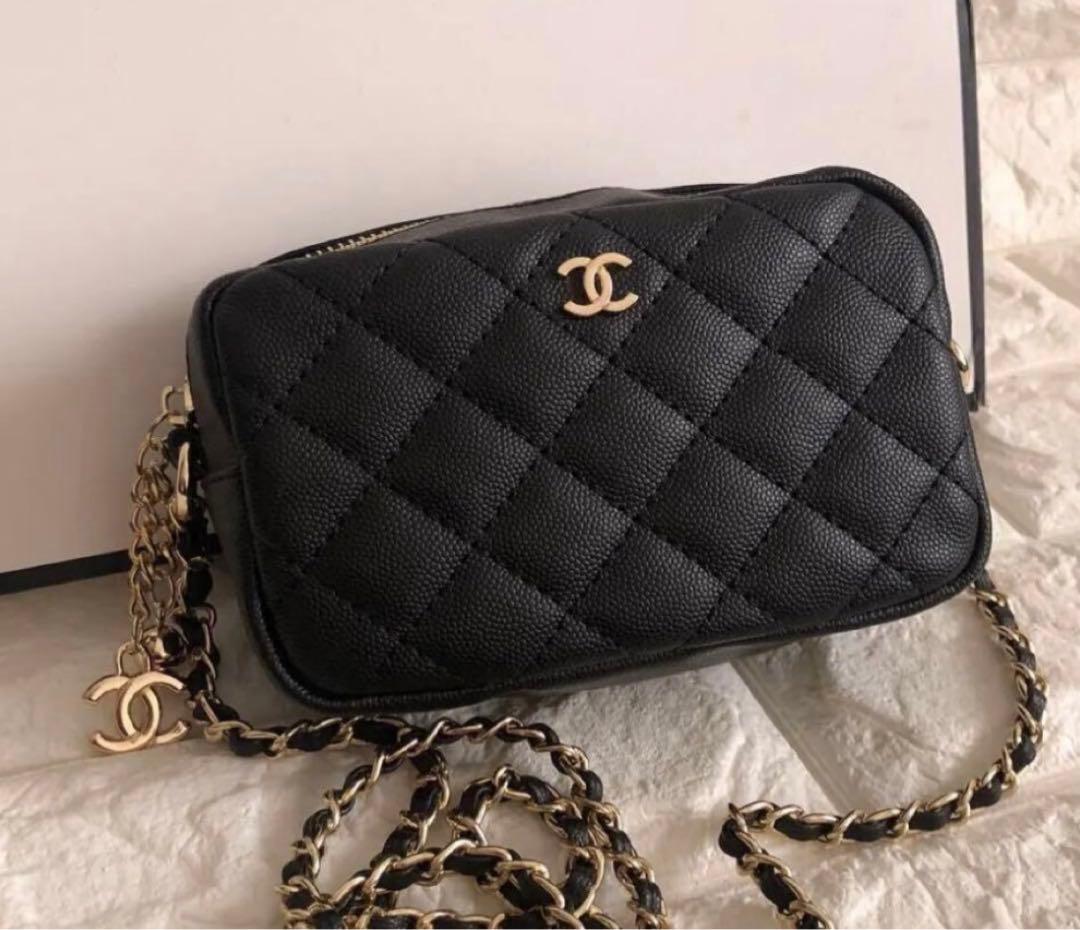 CHANEL ノベルティ チャームショルダーバック