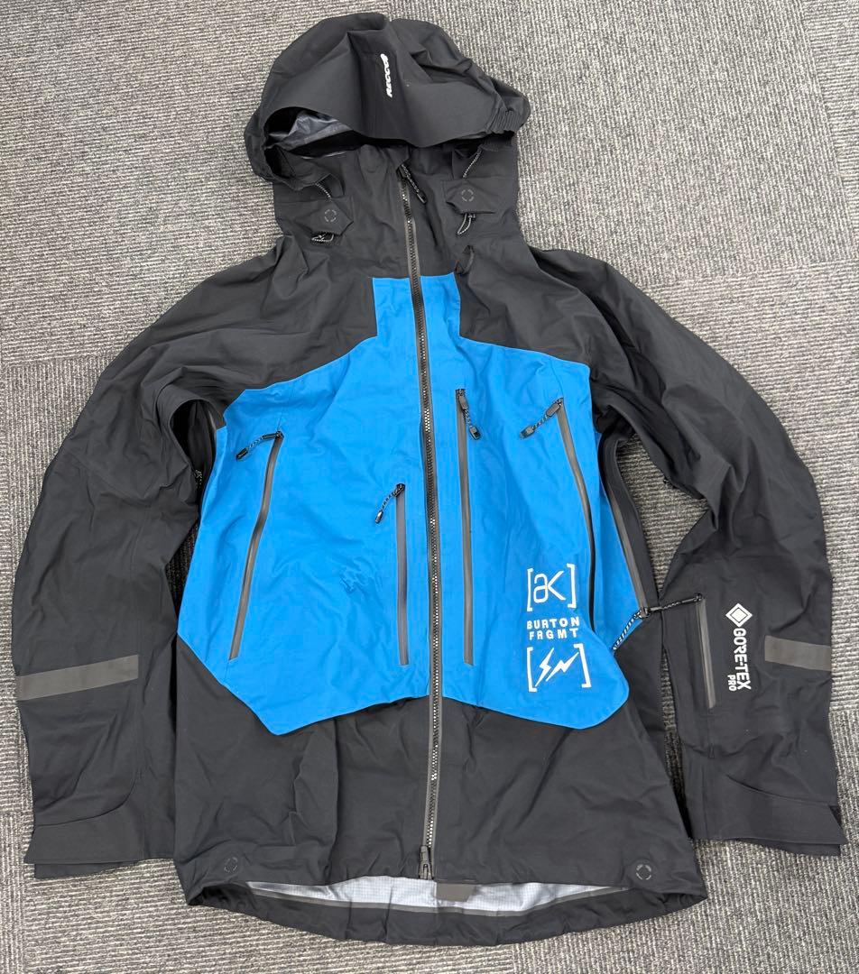 Burton [ak] スノーボードジャケット M 黒/青