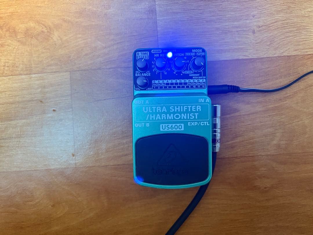 BEHRINGER US600 ULTRA SHIFTER/HARMONIST - メルカリ