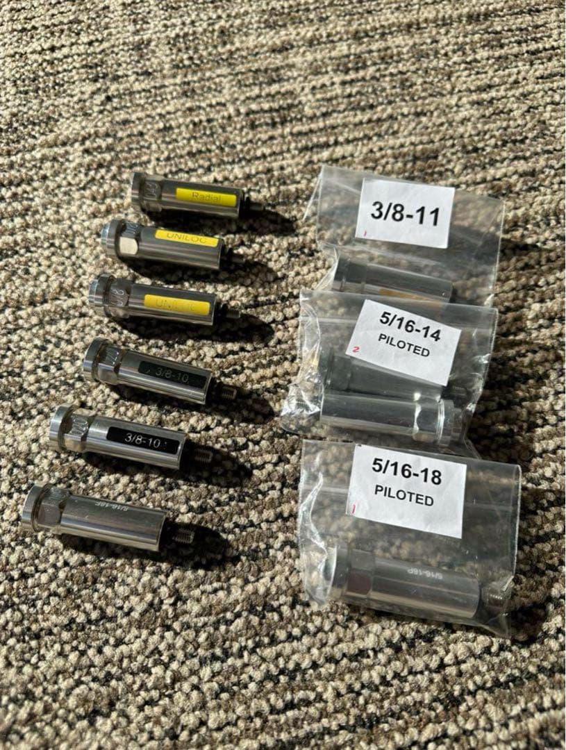 Triple 60 ホワイトカーボン エッセンシャルパールホワイト - メルカリ