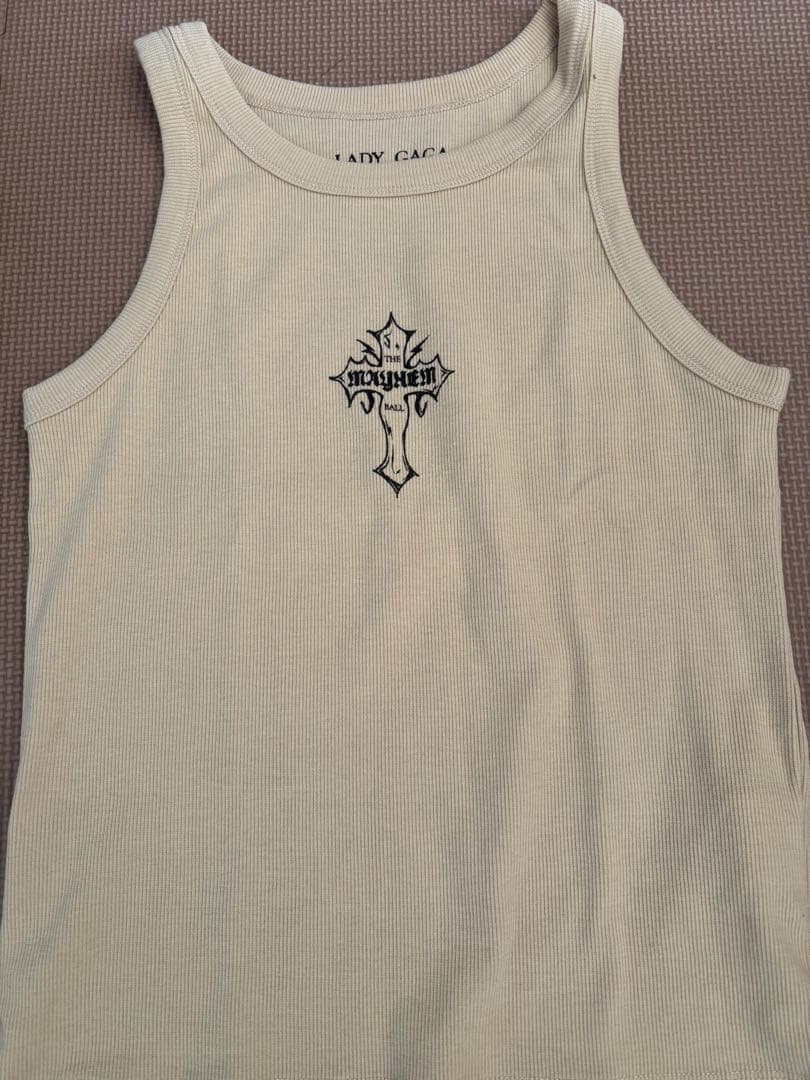 レディーガガ MAYHEMツアー リブクロップタンクLサイズ - メルカリ