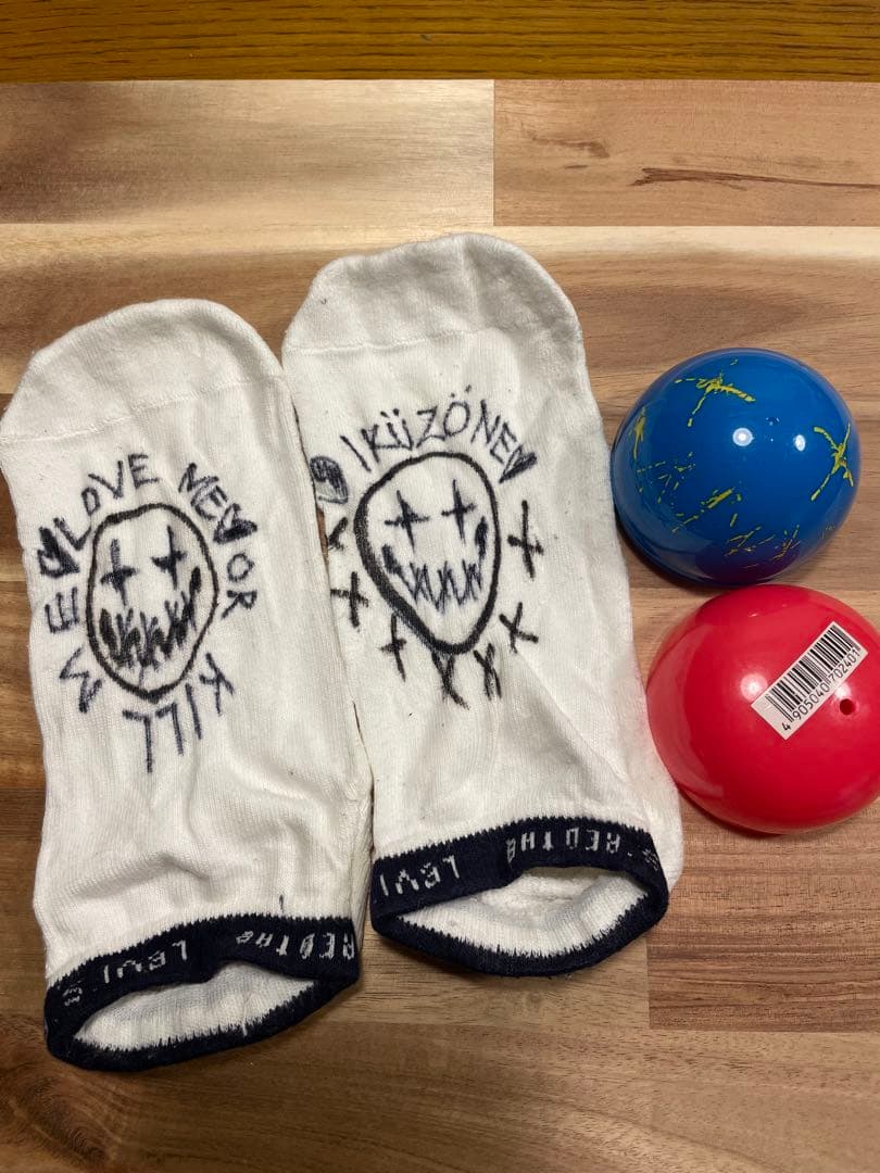 値下げ☆超希少☆dragonash ikuzone 馬場育三様 サイン 靴下 - メルカリ