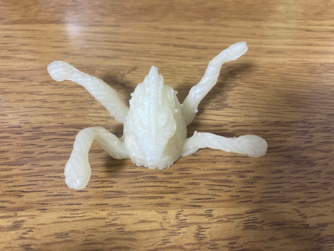 ゴジラ　モスラ　怪獣　消しゴム　暗闇で光る　クリア