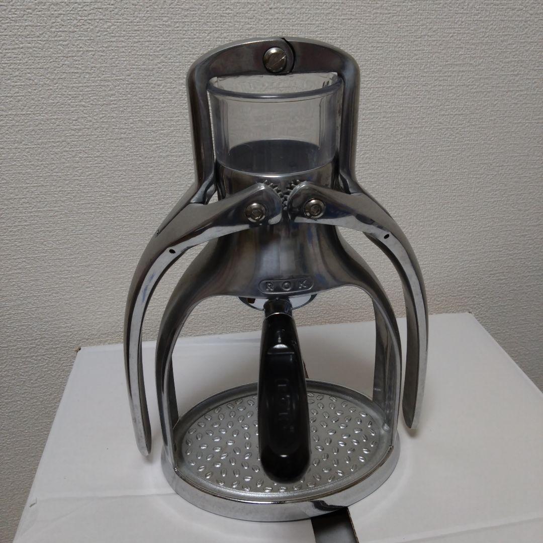 ROK エスプレッソマシン ハンドプレス式 家でも外出先でも本格的なエスプレッソが淹れられるハンドレバー式