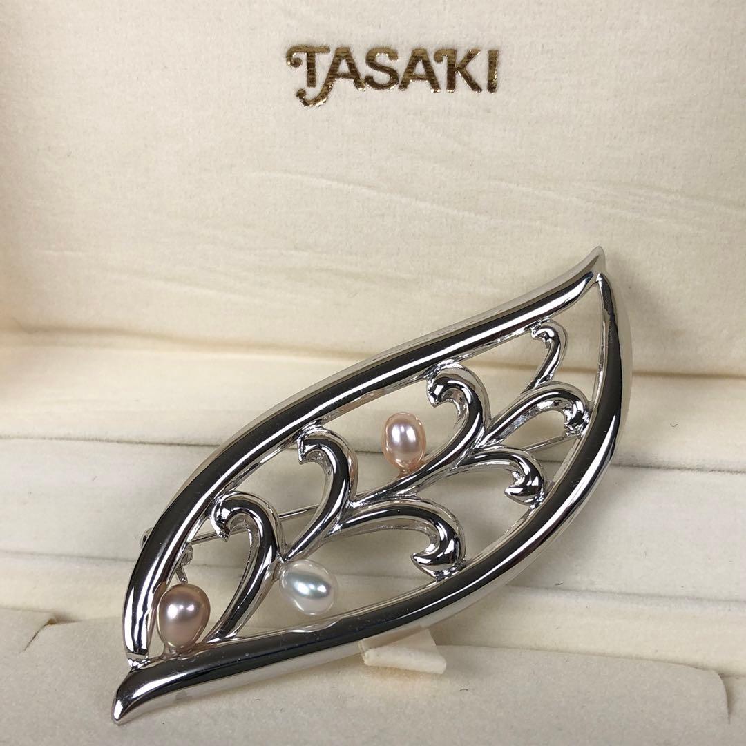 TASAKI タサキ 真珠 パール リーフ 葉っぱ ブローチ TASAKI タサキ パール 真珠 ブローチ K18イエローゴールド レディース