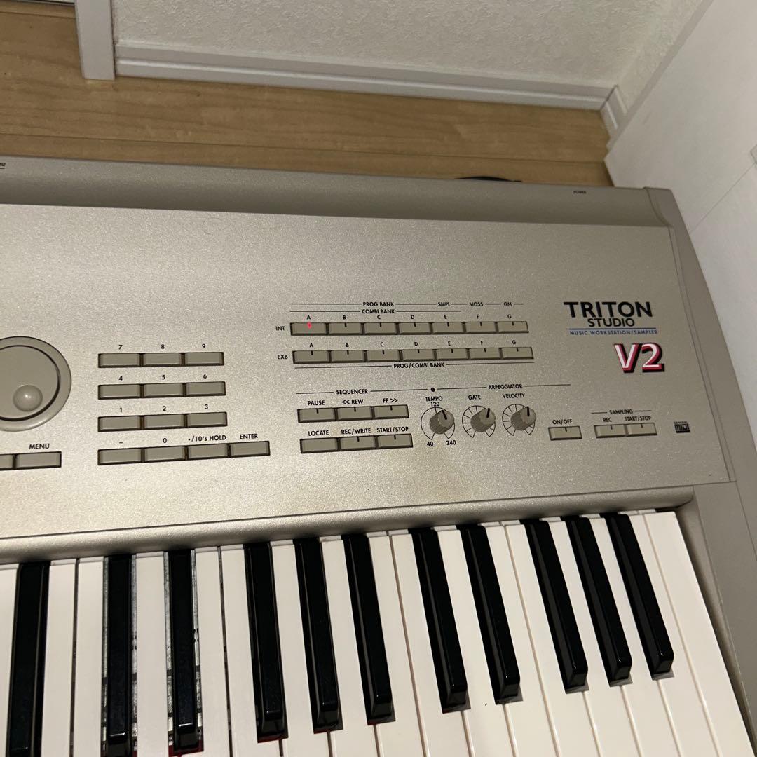 希少動作良好です！！KORG名機「TRITON STUDIO V2」(61鍵盤) - メルカリ