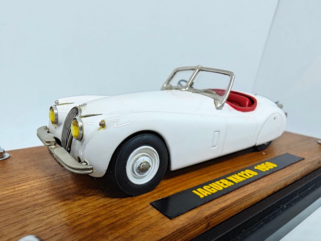 ハンドメイドモデル 1/43 JAGUAR XK120 1950 ホワイト ハンドメイドモデル 1/43 JAGUAR XK120 1950 ホワイト ハンドメイド