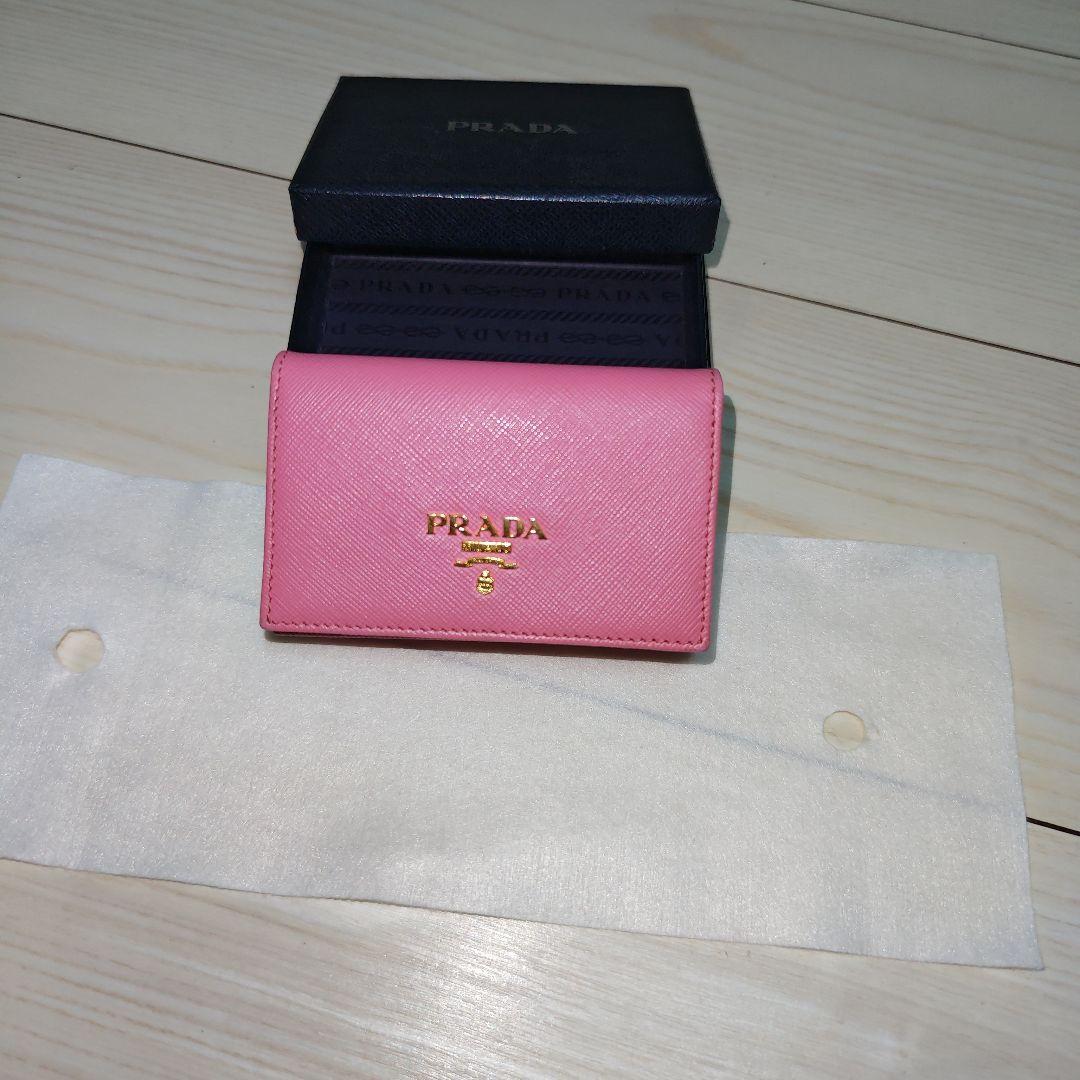 PRADA ピンク 名刺入れ 未使用新品箱付き