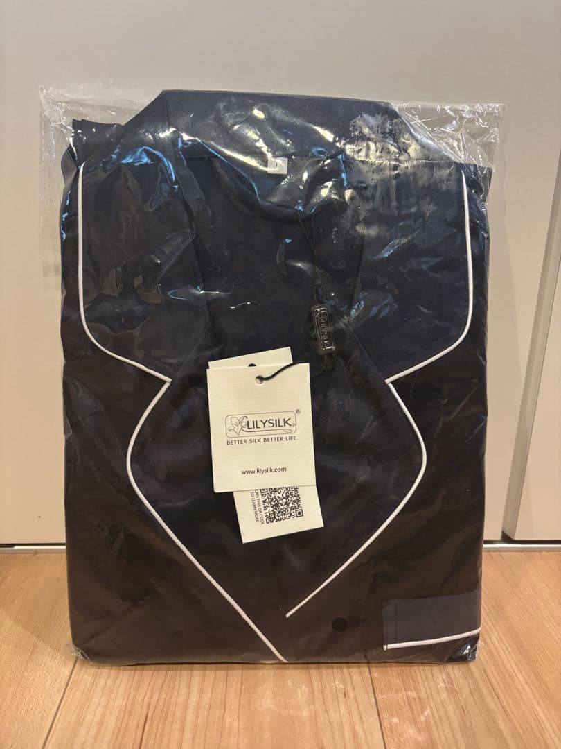 lilysilk パジャマ　シルク100%