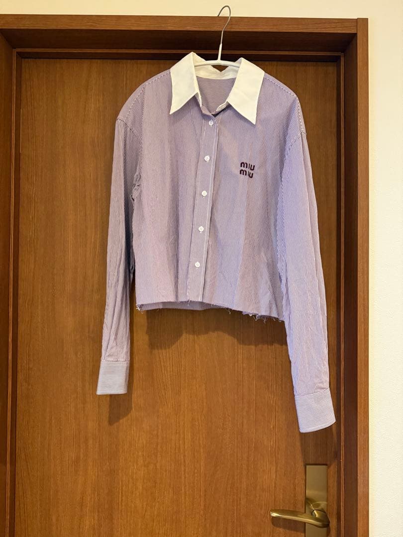miu miu 紫 クロップドシャツ 36