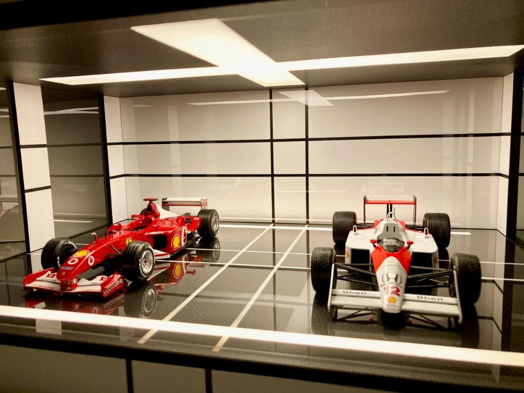 タケちゃん・USB・1/18展示可・モダンシック・ディスプレーBOX