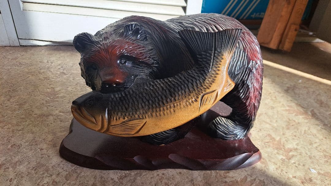 木彫りの熊 レトロ アンティーク - メルカリ