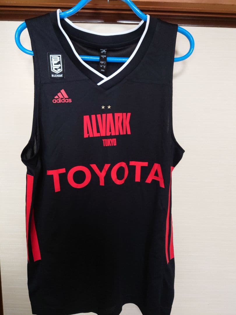 アルバルク東京　ユニホーム