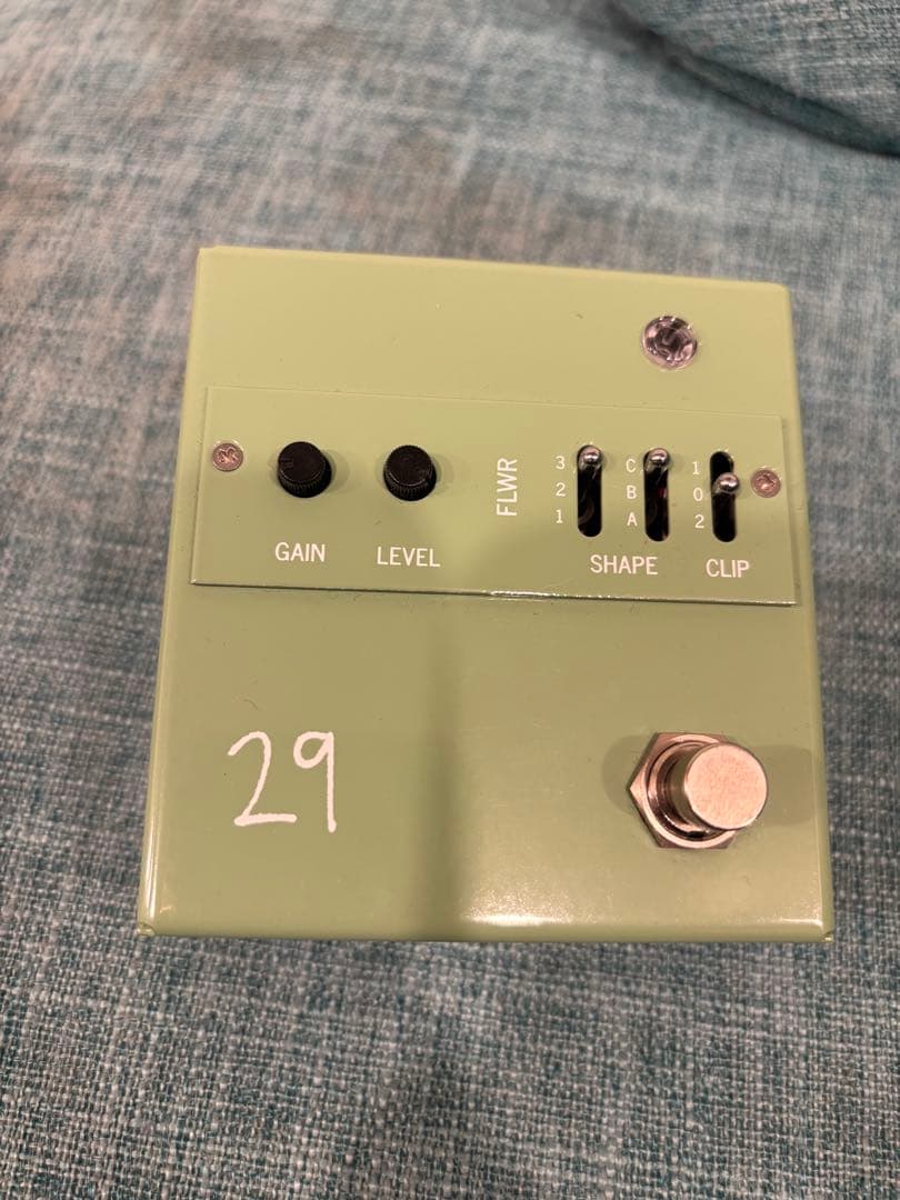 ギター 29 Pedals FLWR overdrive fuzz Distortion