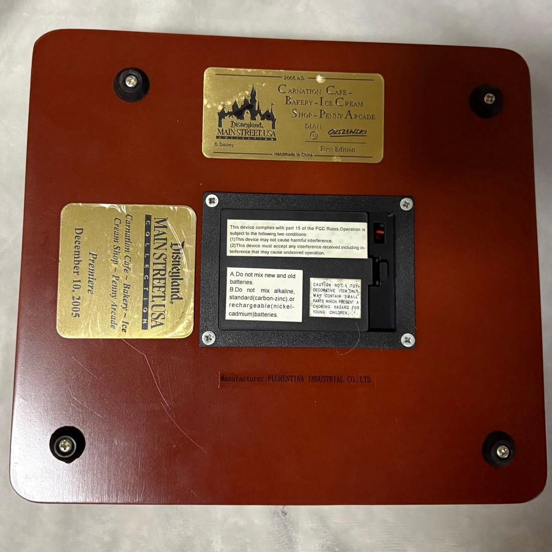 ひ*り様 オルショウスキー USA カーネーションカフェ ミニチュア