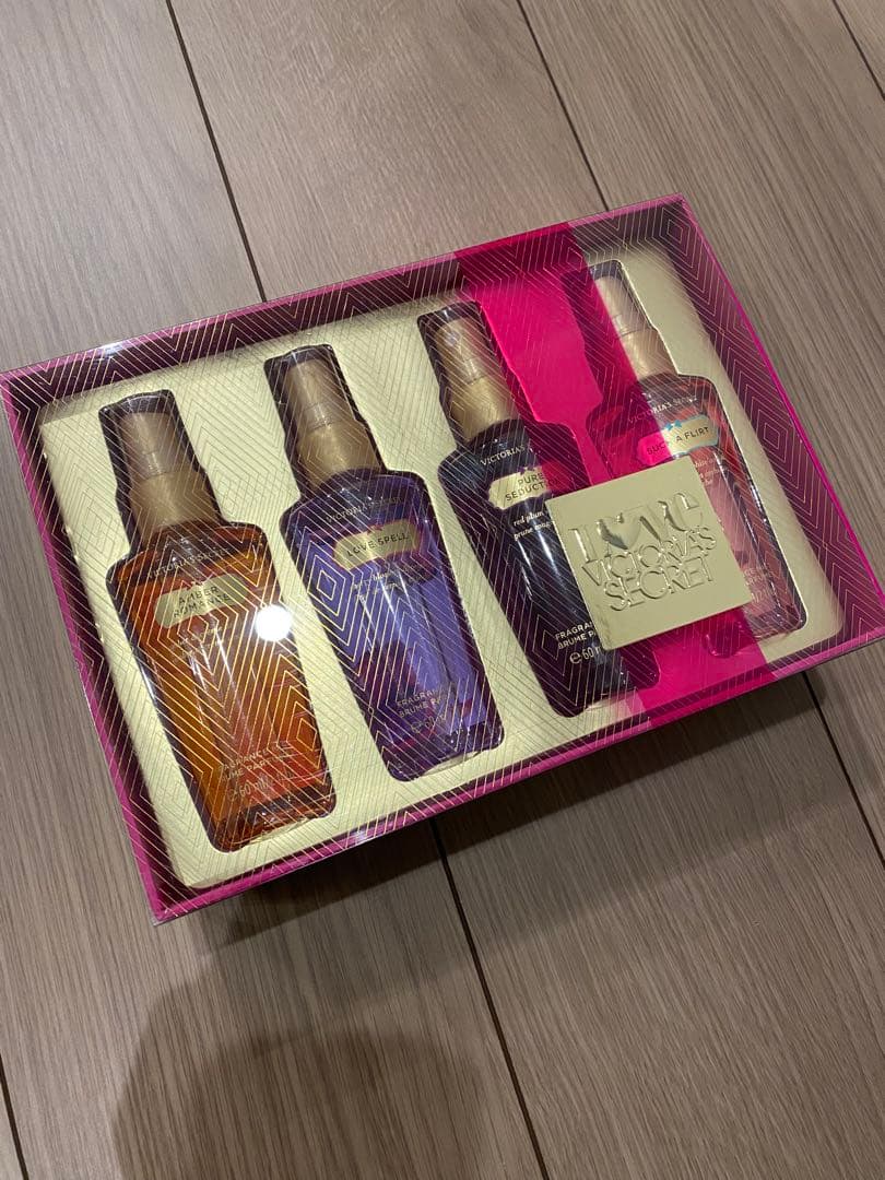 ヴィクトリアシークレット ミスト 4本セット 新品未使用品