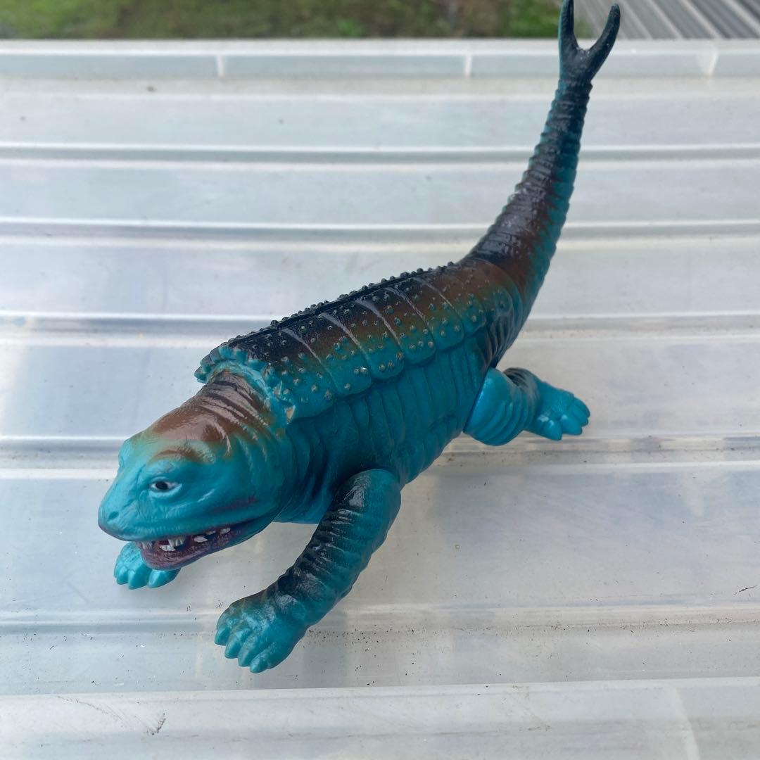 ポピーケムラーキングザウルス