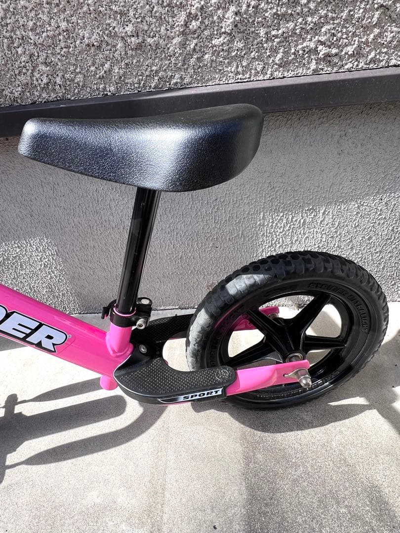 ストライダー スポーツモデル ピンク 12インチ 1歳半～5歳用 12型