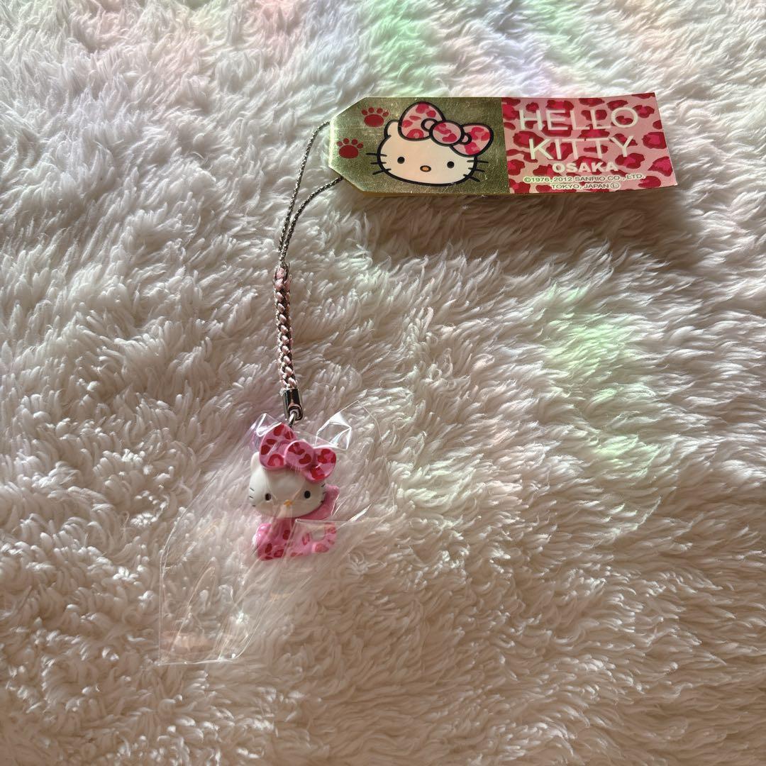 ハローキティ 大阪　ヒョウ柄　根付けストラップ レア】ハローキティ ピンク ヒョウ柄 ストラップ 大阪限定 レオパード