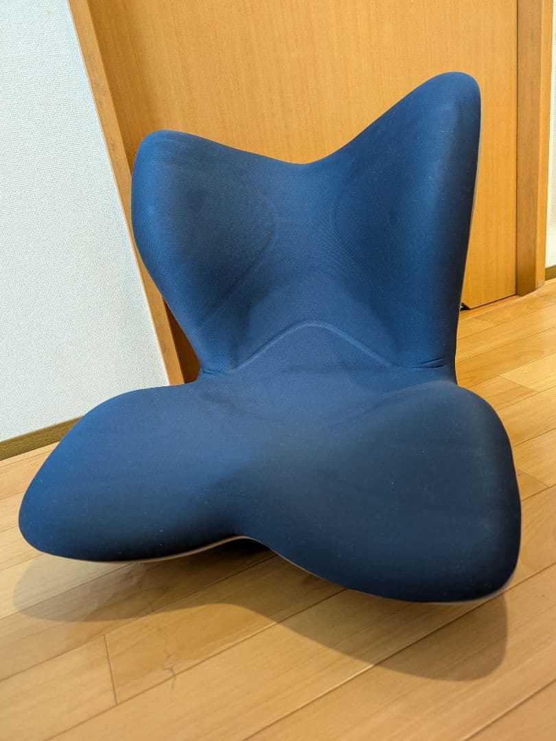 Style PREMIUM Series MTG 骨盤サポートチェア/ネイビー