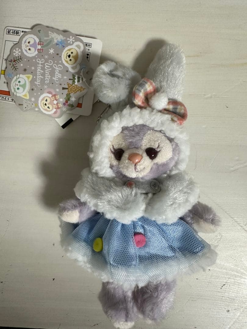 ダッフィー＆フレンズ ウィンターホリデー タグ付き ぬいぐるみバッジ