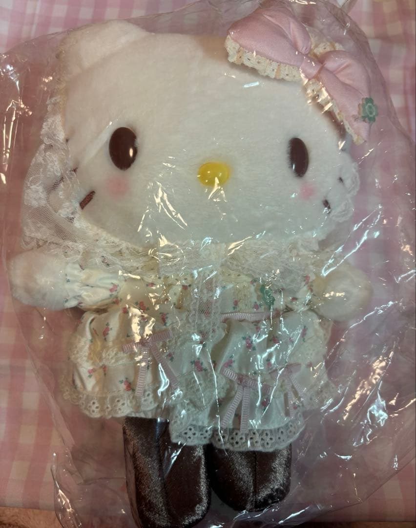 ハローキティ ぬいぐるみ フォレストレース サンリオ - メルカリ