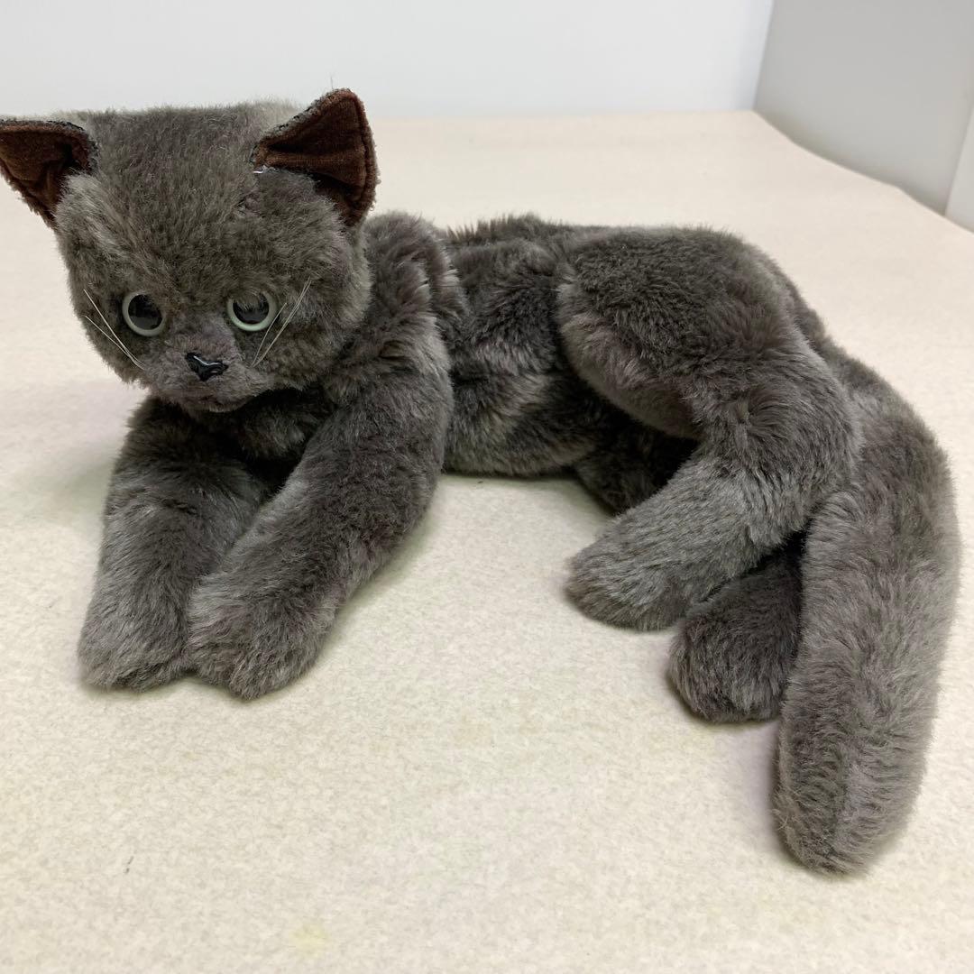 童心 DOUSIN リアル灰色猫 ぬいぐるみ 廃番品 - メルカリ