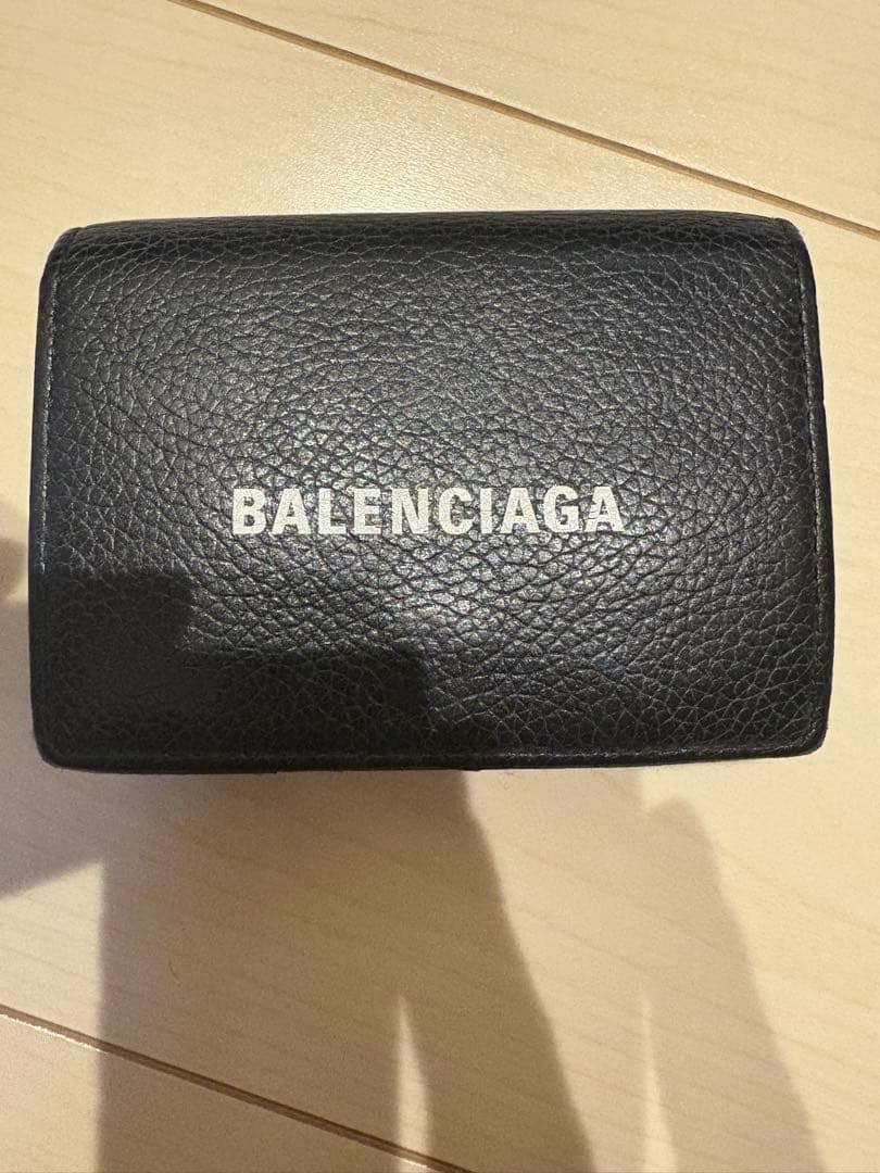 バレンシアガ　三つ折り財布