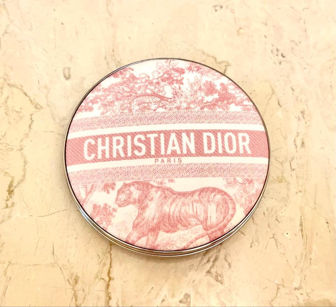 <新品・未使用> ディオールスキン フォーエヴァー グロウ ルミナイザー