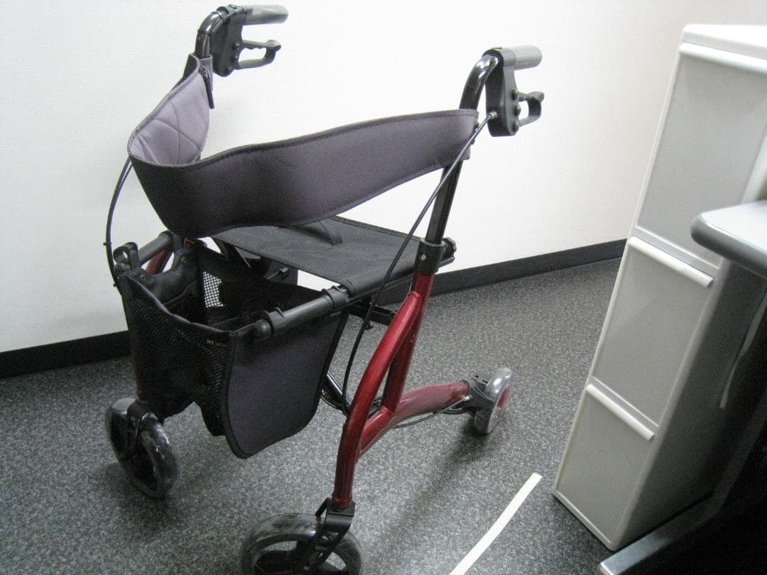 ロボットアシストウォーカー RT.2　RTワークス　歩行車