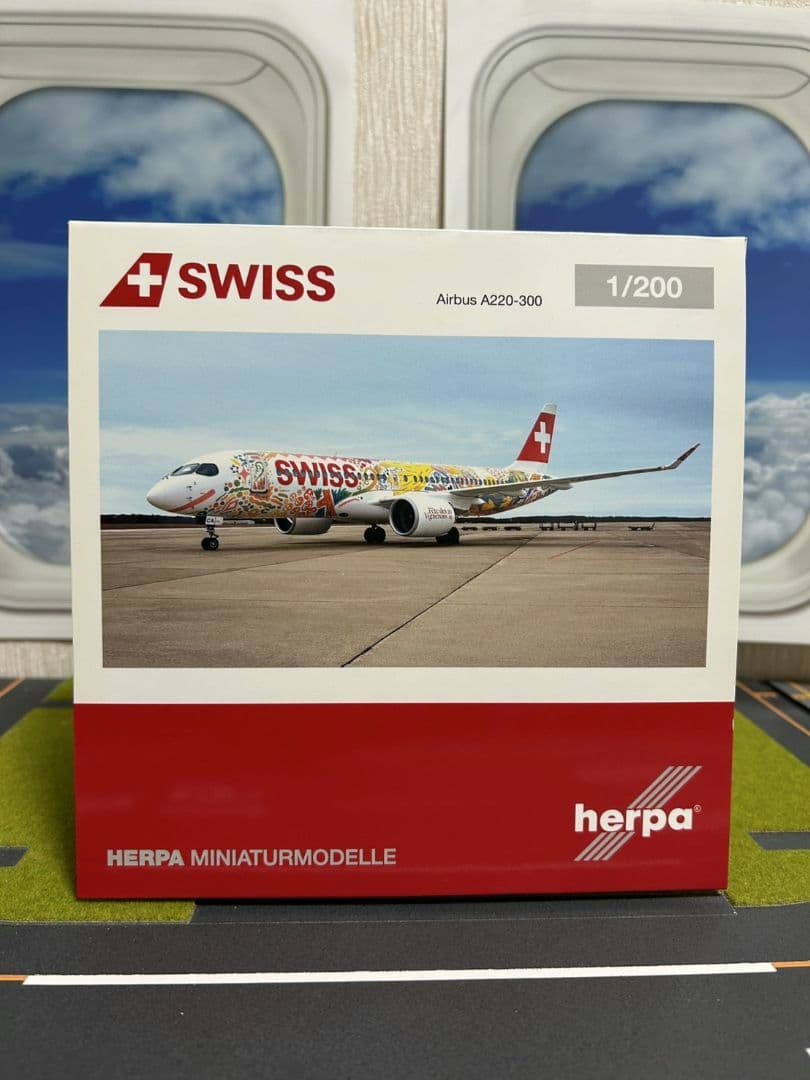 SWISS A220-300 特別塗装機 1/200 ヘルパ - メルカリ