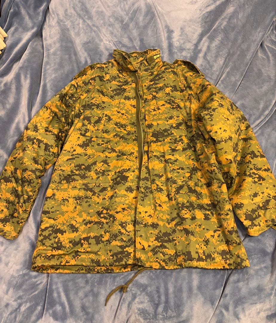 デジタル迷彩ジャケット Lサイズ 取り外しライニング付き