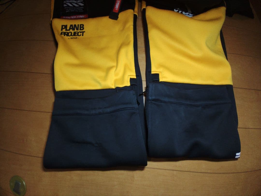 最終値引き【美品希少】人気マウンテンロックスターPLANB上下Mコラボ