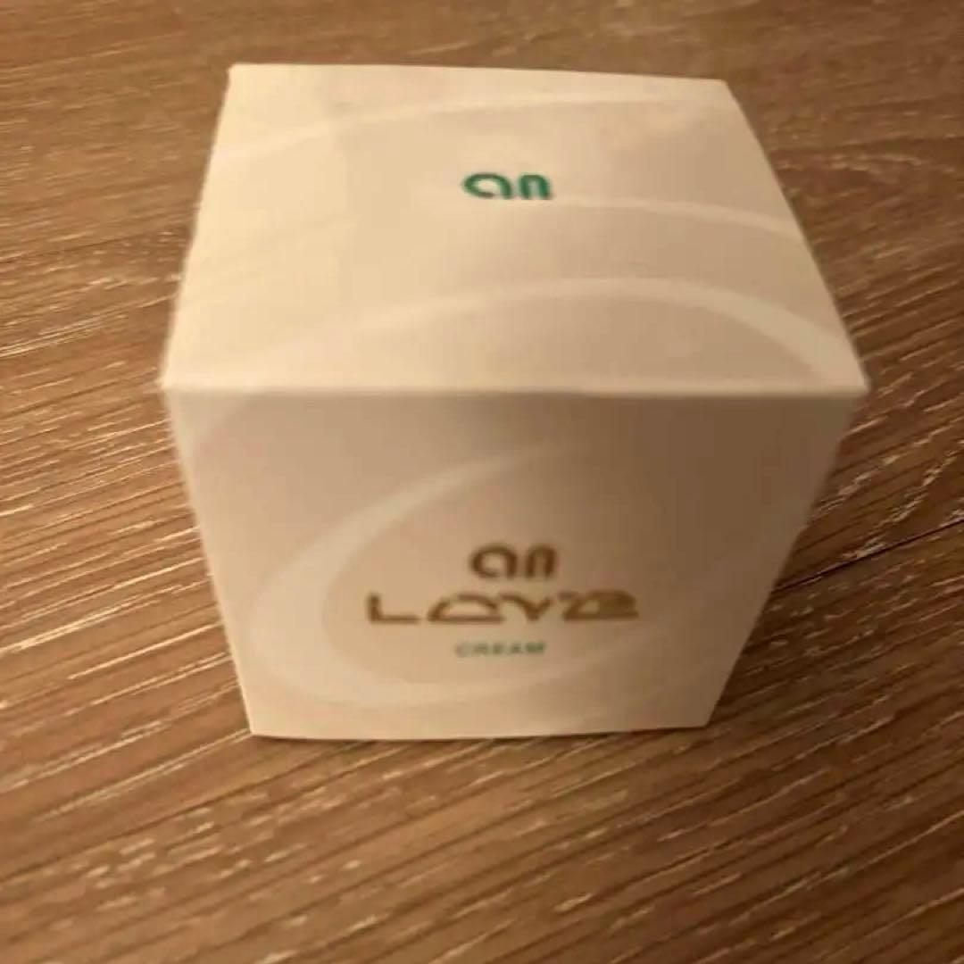 値下げしました‼️アンラーヴ　クリーム