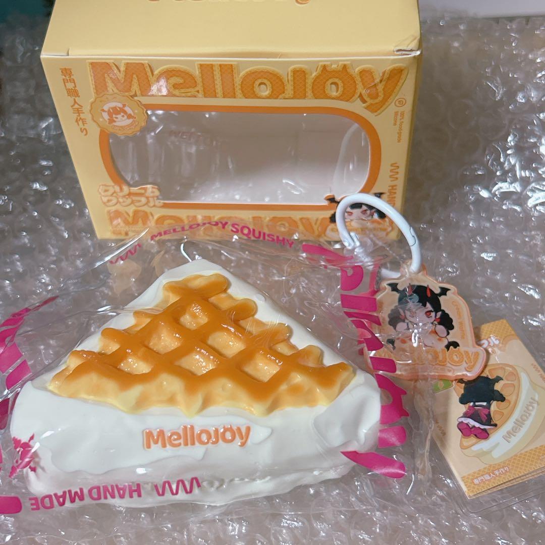 クリームワッフル 三角 さんかく mellojoy メロジョイ スクイーズ