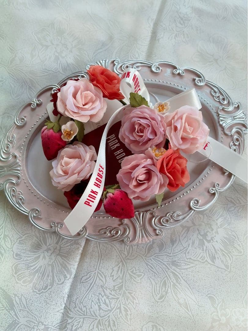 ピンクハウス❤️【未使用】リボンブーケシリーズ ハート型リースコサージュ❤️