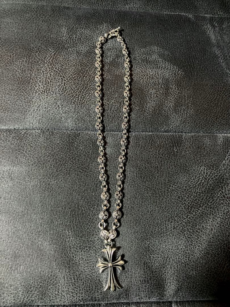 CHROME HEARTS クロスネックレス　シルバー