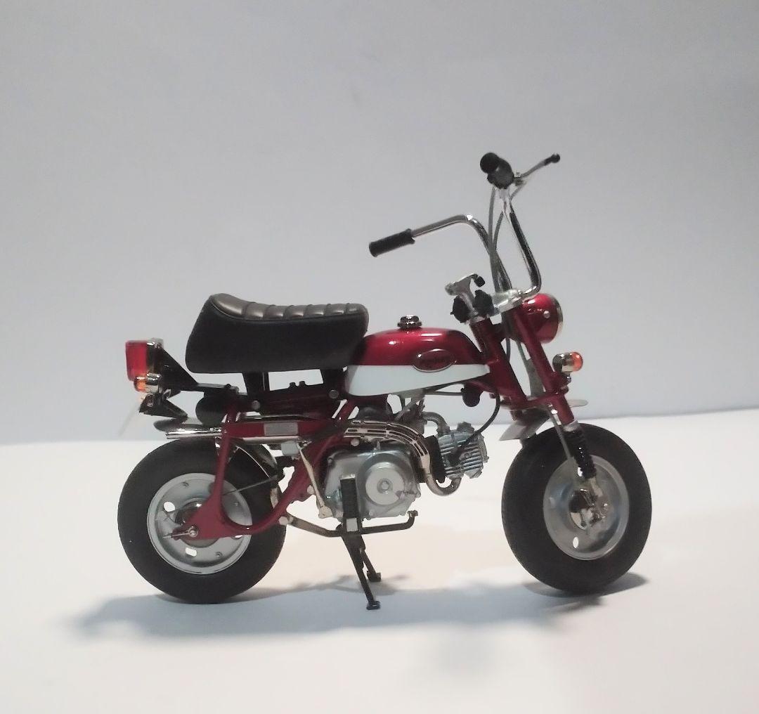 【 新品 】エブロ 1/10 ホンダ モンキー Z50Z 51pMDsiYf6L._AC_UF350,