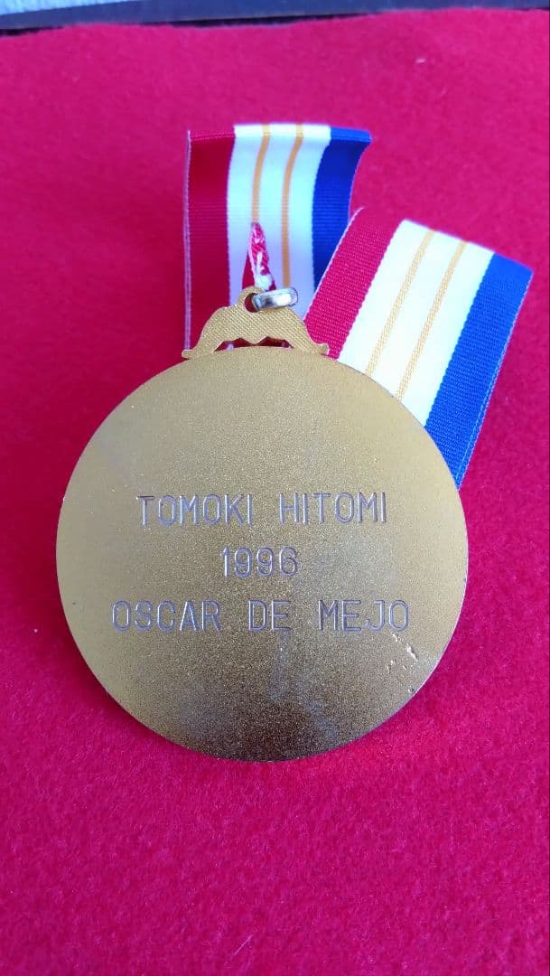 人見友紀　伝説の逃亡画家　ゴールドメダル