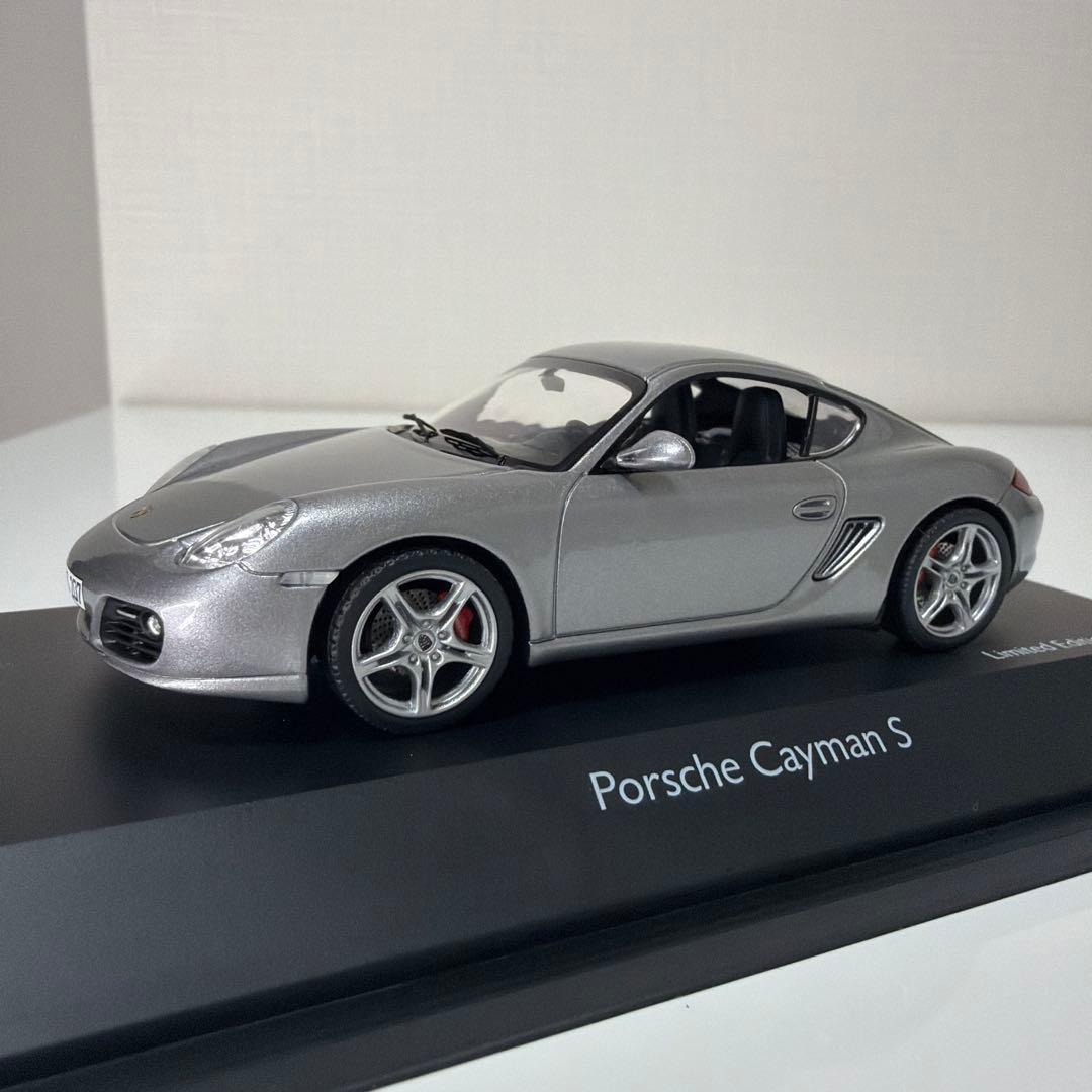 ミニカー 1/43 Porsche Cayman S / Schuco