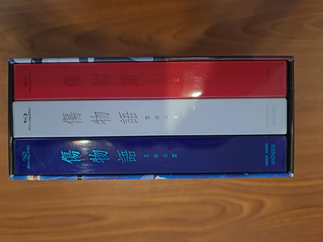 傷物語 Blu-ray 全3巻(セブンネットショッピング全巻収納BOX付き